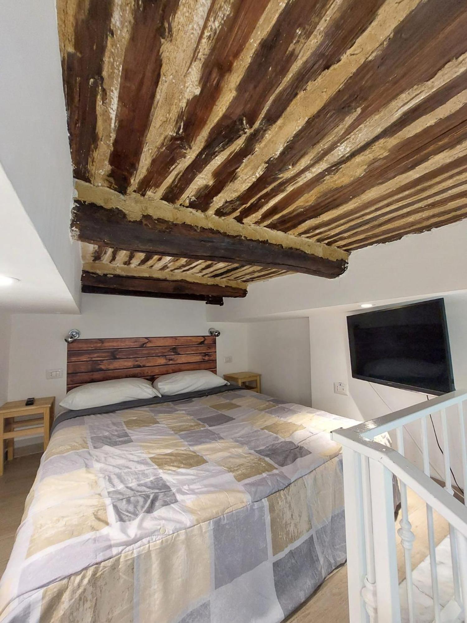 Apartment Wonders House *